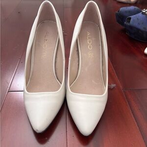 Aldo Women's Cream Heels